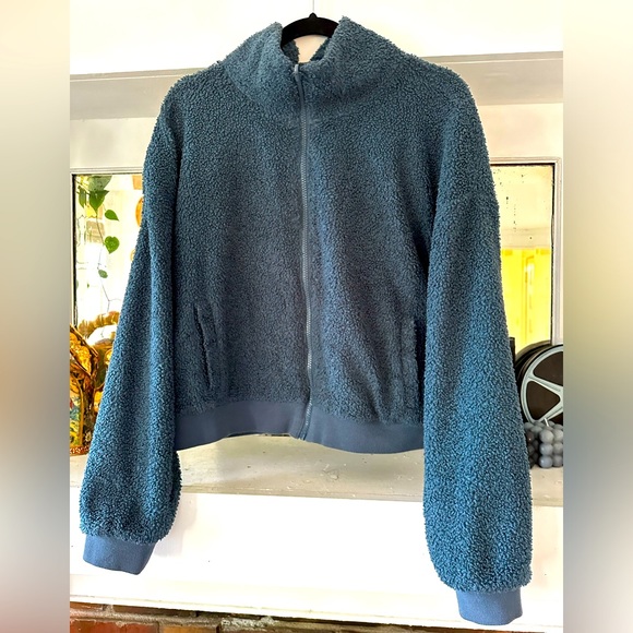 Fabletics Teddy Reversible Jacket - Picture 2 of 4